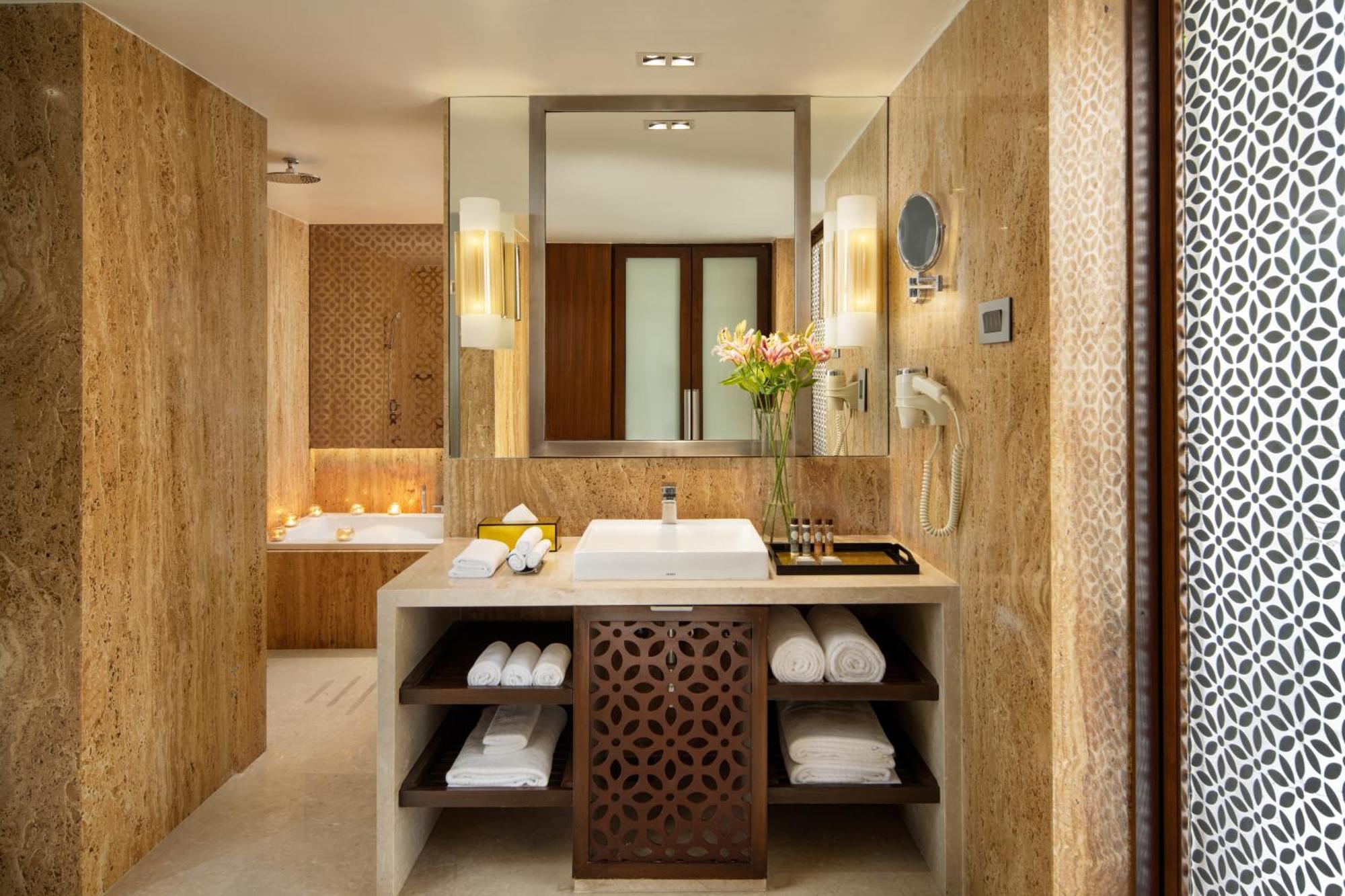 Wow Crest, Indore - Ihcl Seleqtions 外观 照片